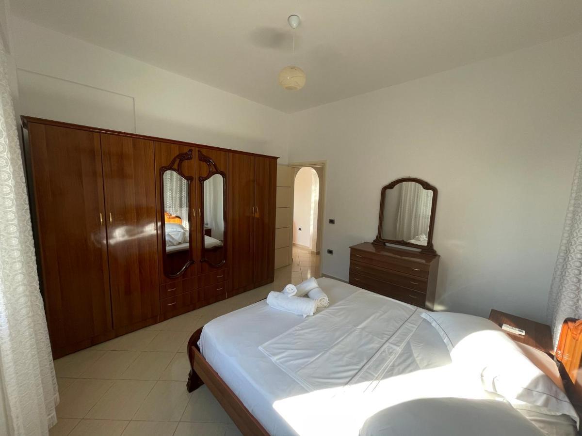 Villa Sildi Sarandë Exterior foto